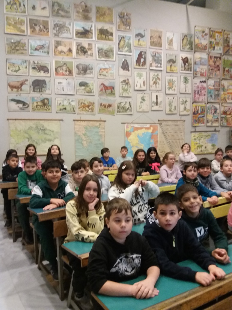Τα παιδιά της Γ΄ Τάξης γίνονται μαθητές της «Παλιάς Τάξης»